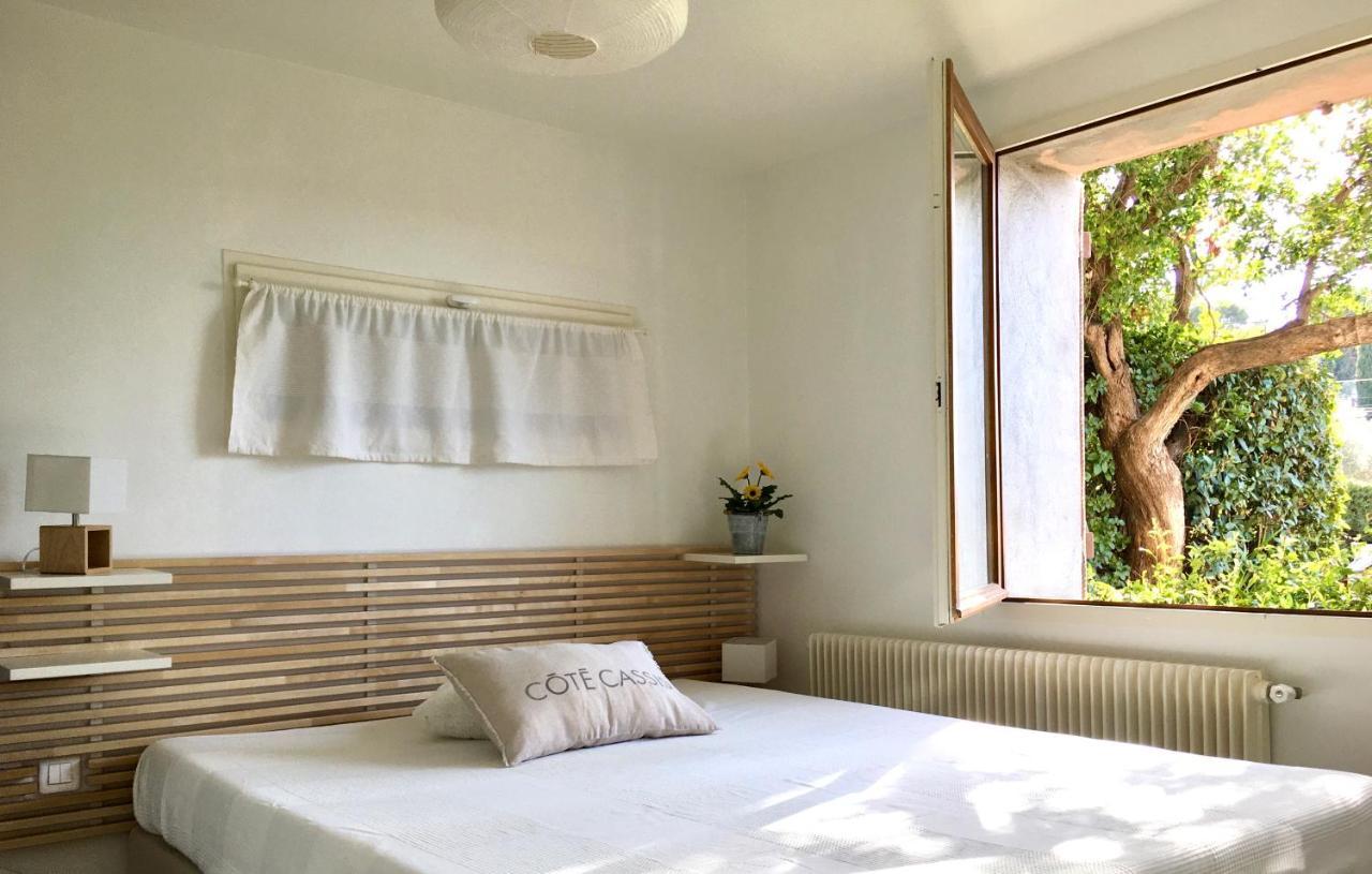 Large Private Garden, Quiet 2-Bedroom Apartment, Air Conditioning, Wifi, Parking Cassis Luaran gambar